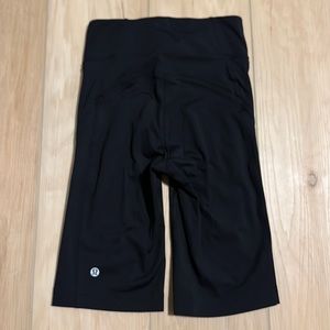 Lululemon High Rise 8” Biker Shorts in size 4